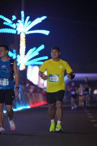 BIB: 415, 44113
                            <button type="button" onclick="openModal(21072278)" class="btn btn-primary btn-sm float-right btn-popup" data-toggle="modal" data-target=".modal-high-quality">
                        <i class="fas fa-shopping-cart"></i> Add to Cart
                    </button>
                                            <button type="button" onclick="isThisMe(21072278, true)" class="btn btn-success btn-sm float-right btn-popup btn-isme hidden" data-toggle="tooltip" data-placement="bottom" title="นี่คือรูปของคุณใช่ไหม คลิกที่นี่เพื่อเอาเข้าอัลบั้ม">
                        <i class="fas fa-plus"></i> Add to album
                    </button>
                    <button type="button" onclick="isThisMe(21072278, false)" class="btn btn-warning btn-sm float-right btn-popup btn-isnotme hidden">
                        <i class="fas fa-ban"></i> Remove from album
                    </button>